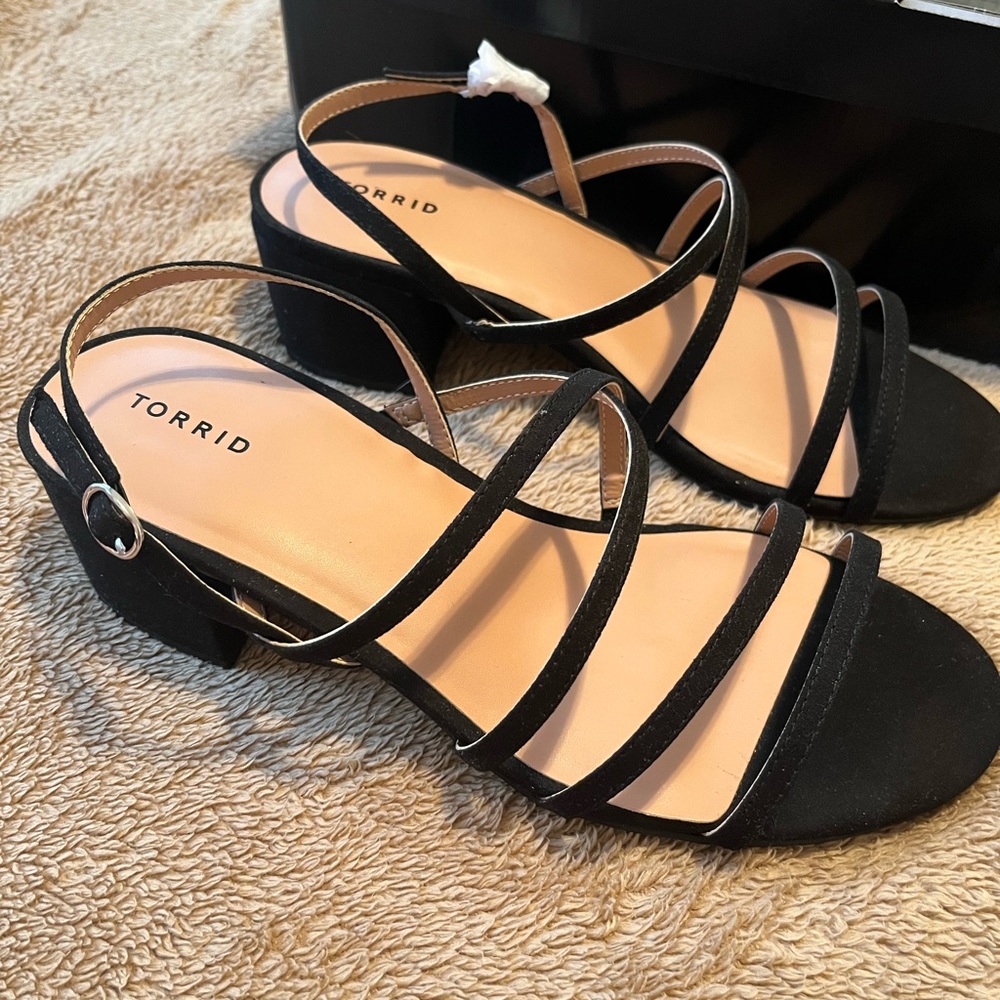 Women’s Size 10.5 Wide Torrid Faux Suede Black Strappy Block Heels